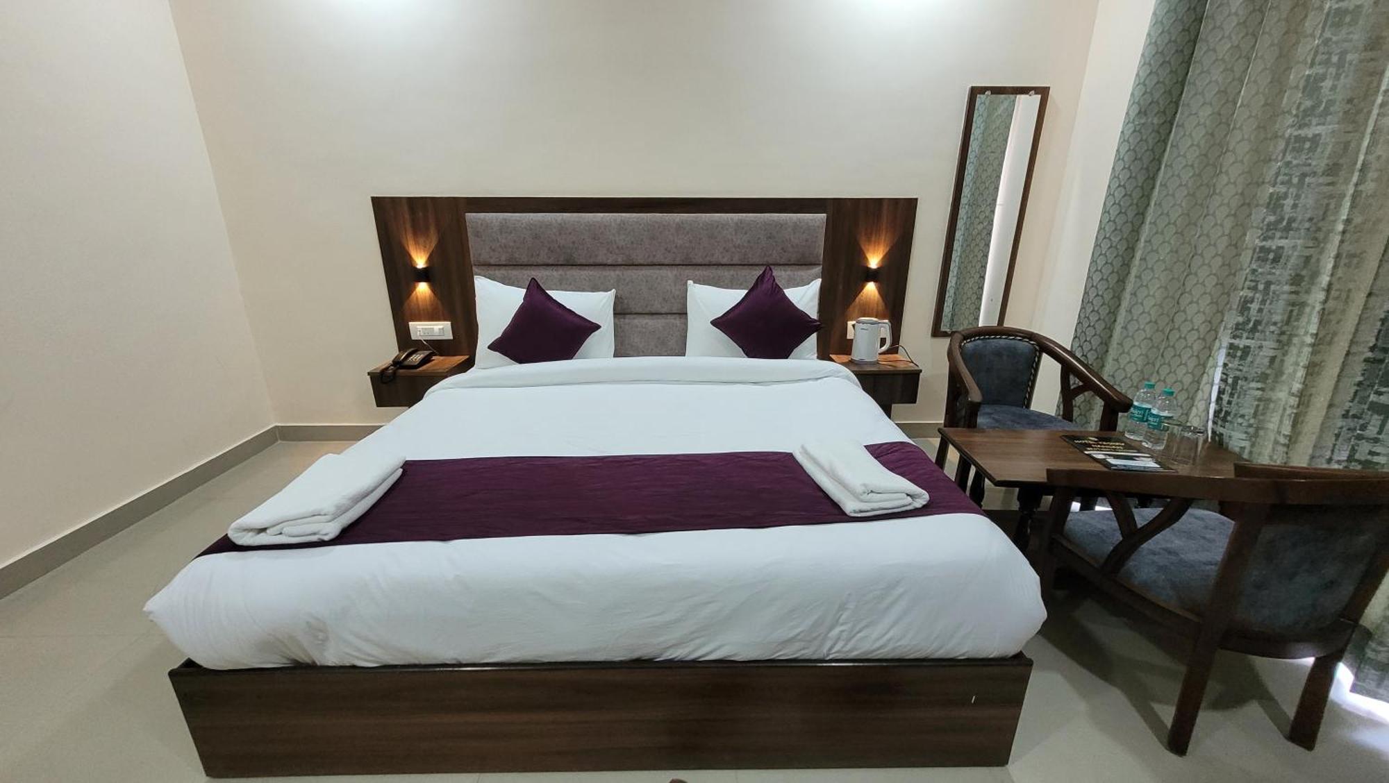 Hotel Keshav Nandan By The Shivaay Rishīkesh Exteriör bild