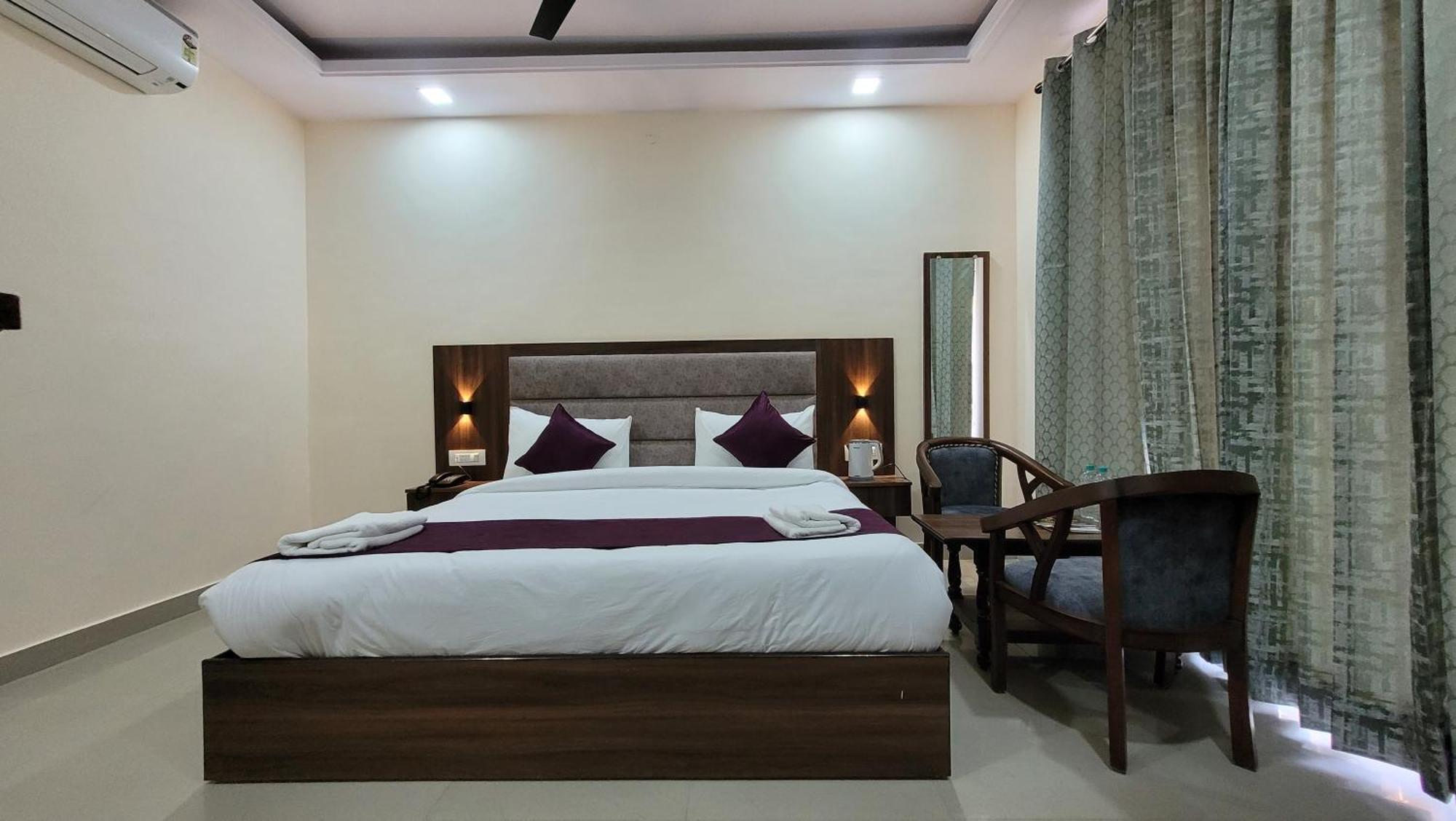 Hotel Keshav Nandan By The Shivaay Rishīkesh Exteriör bild