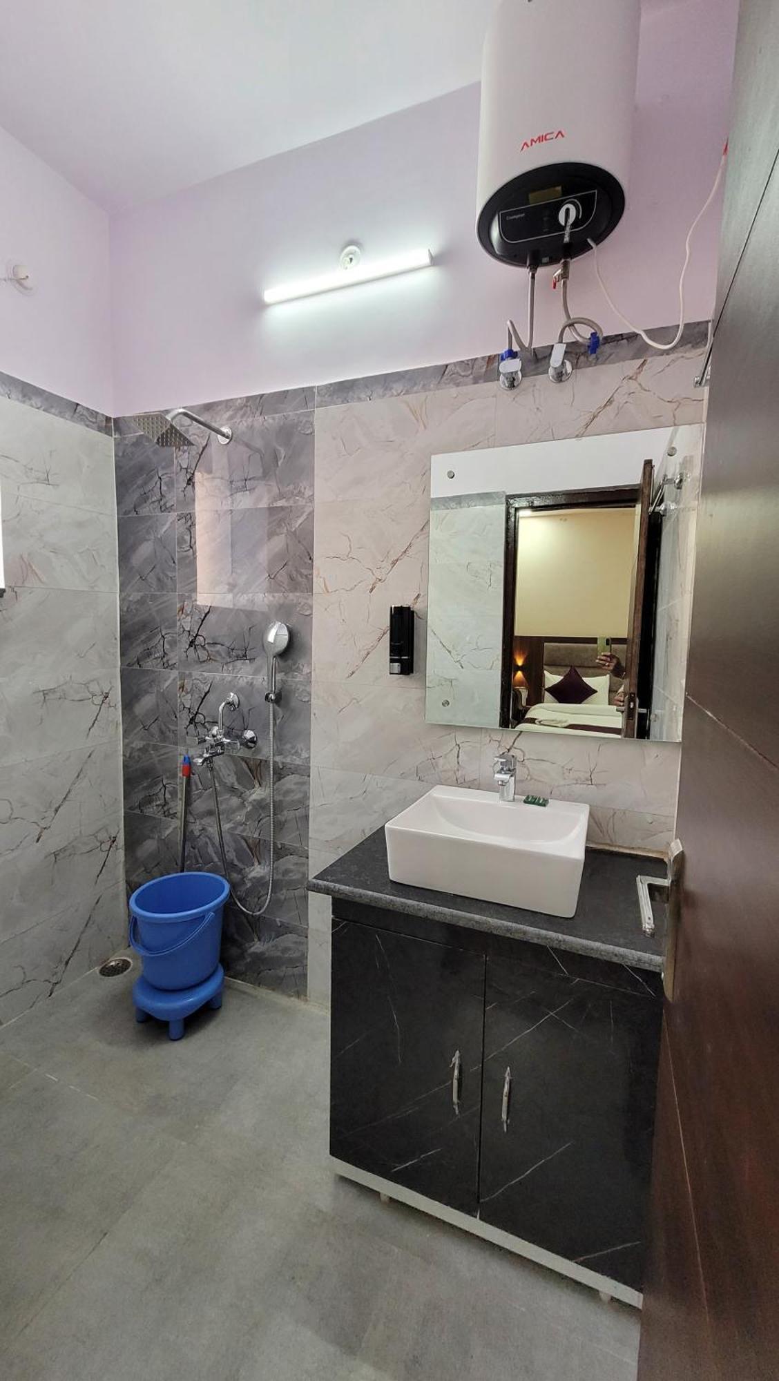 Hotel Keshav Nandan By The Shivaay Rishīkesh Exteriör bild