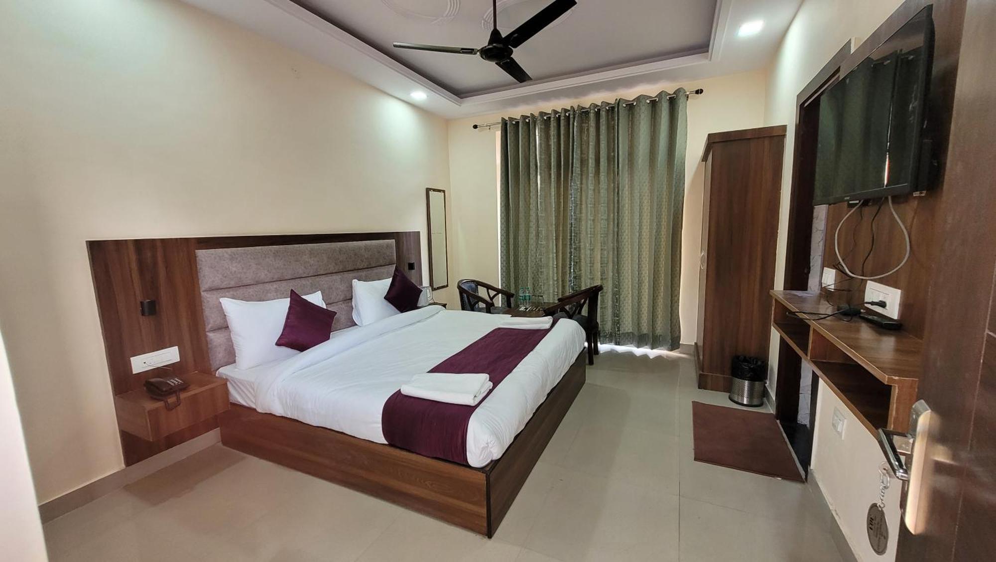 Hotel Keshav Nandan By The Shivaay Rishīkesh Exteriör bild