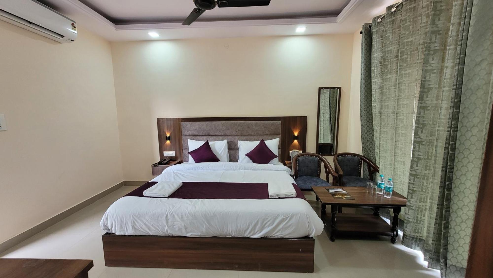 Hotel Keshav Nandan By The Shivaay Rishīkesh Exteriör bild