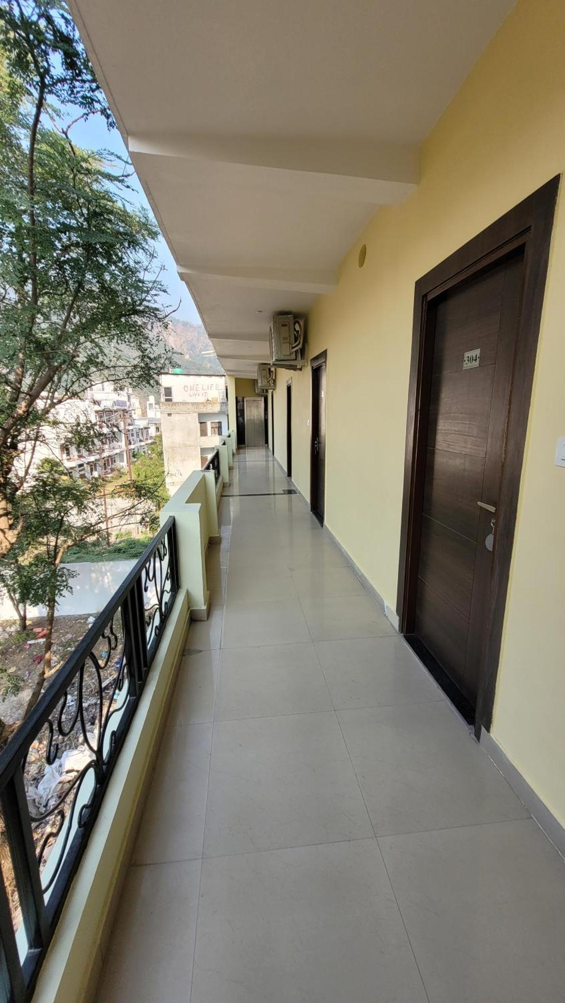 Hotel Keshav Nandan By The Shivaay Rishīkesh Exteriör bild
